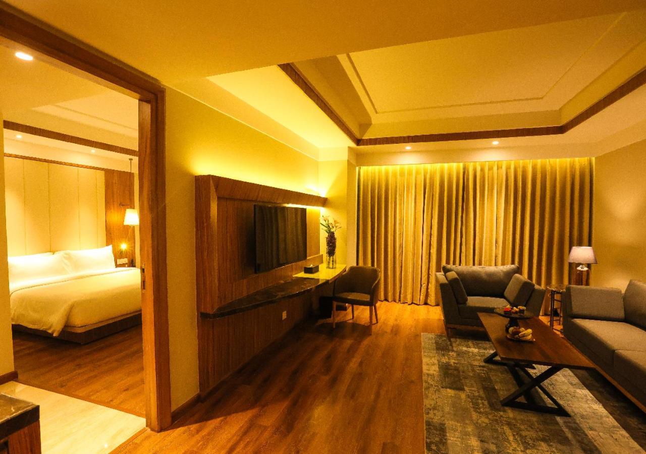 Radisson Bhopal Hotel Luaran gambar