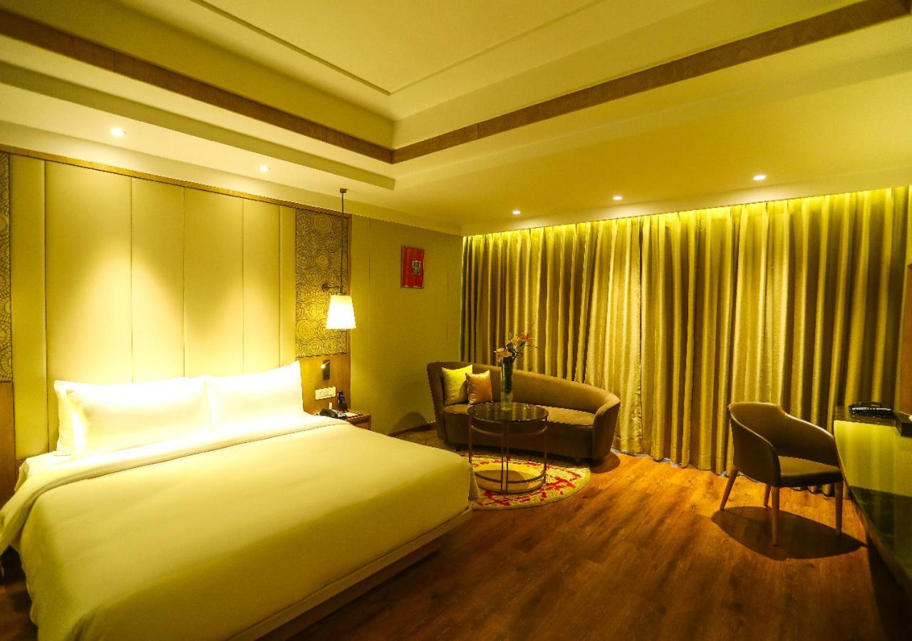 Radisson Bhopal Hotel Luaran gambar